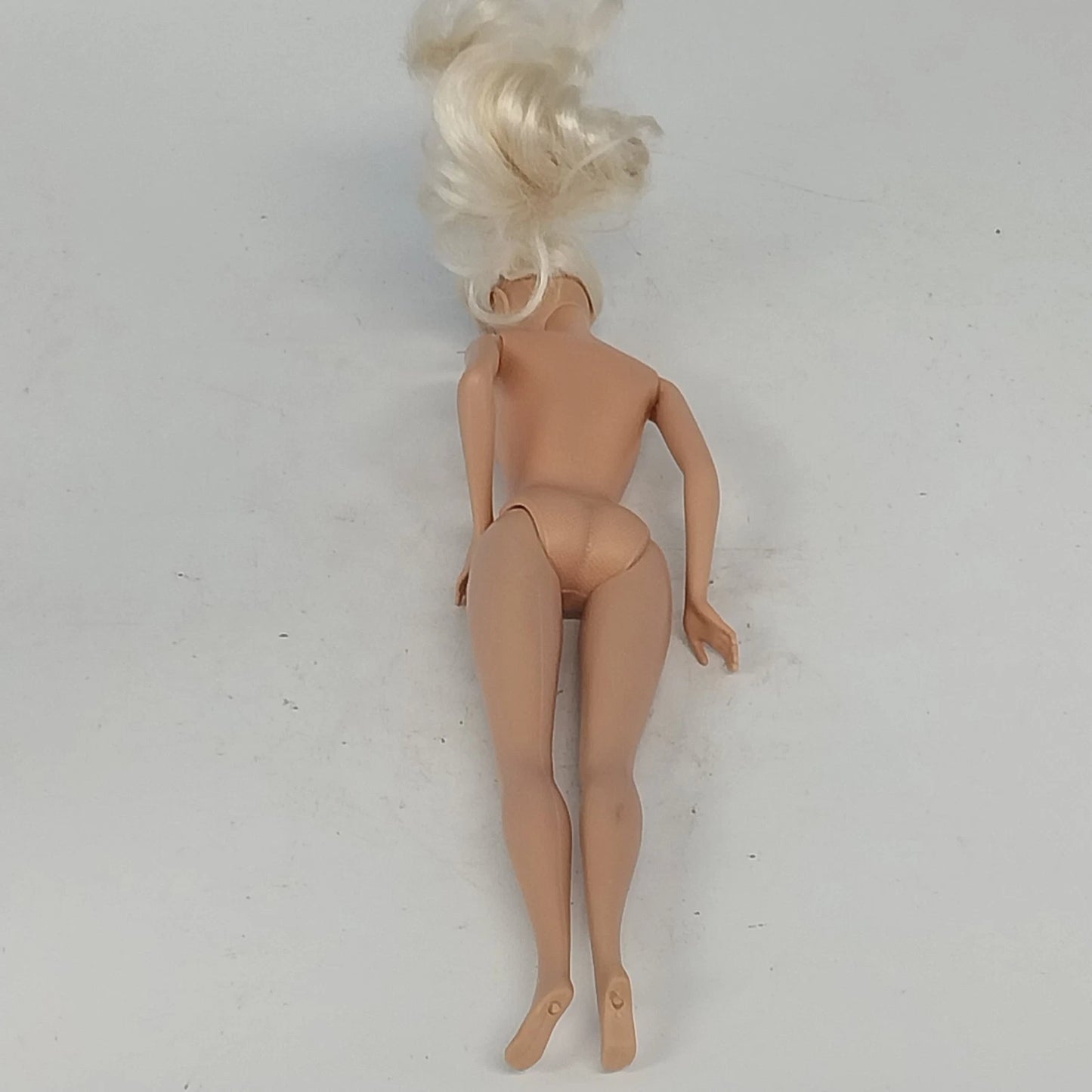 Mattel Barbie Doll Blonde Ponytail Bendable Knees 1998 1999