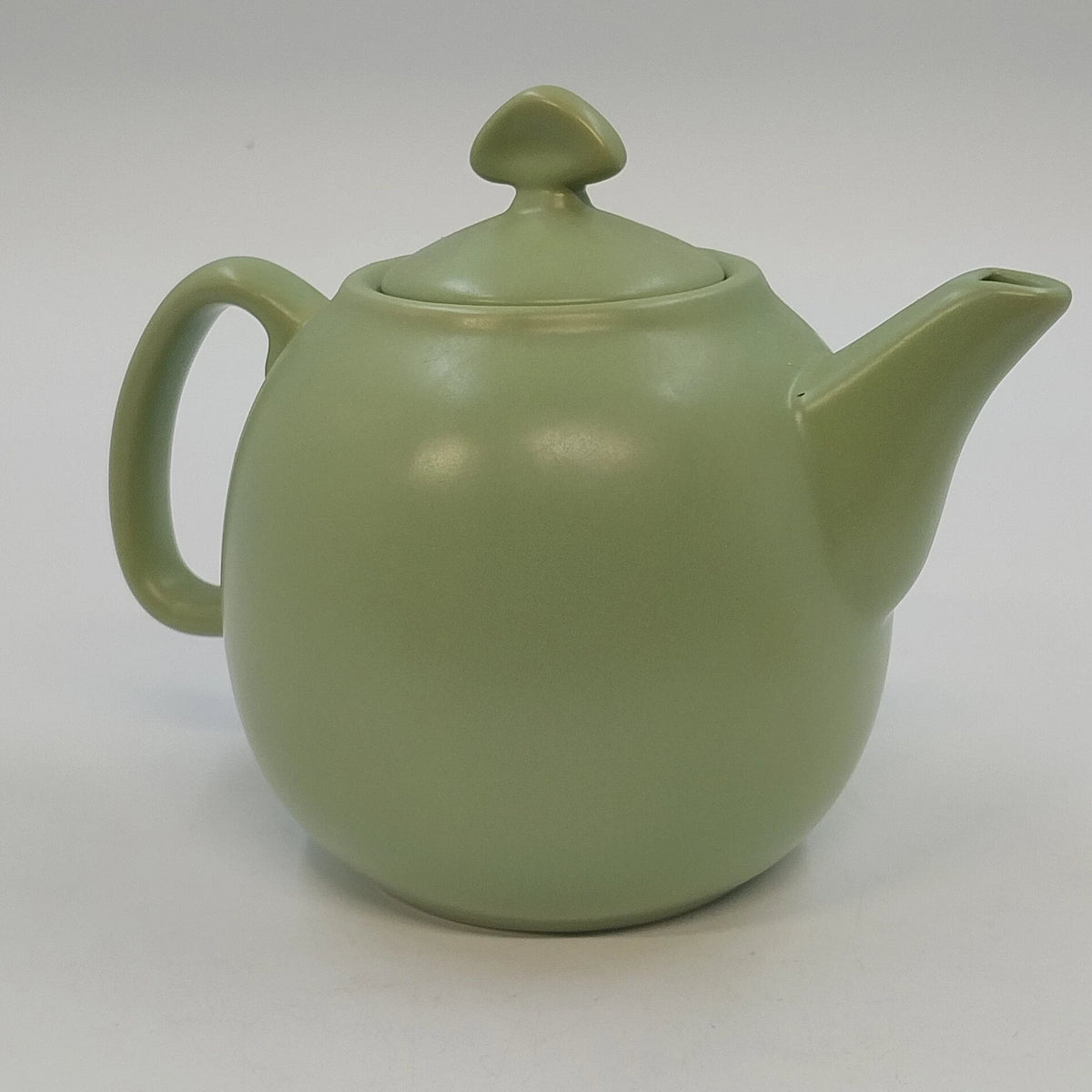 Chantal 92-TP10 Solid Green Teapot with Lid Stoneware Ceramic 0.75 Qt Vtg 2003