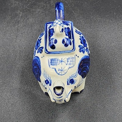 Vintage Blue & White Porcelain Elephant Teapot with Lid – Small Asian-Style Ceramic Tea Pot, Hand-Painted Floral Design