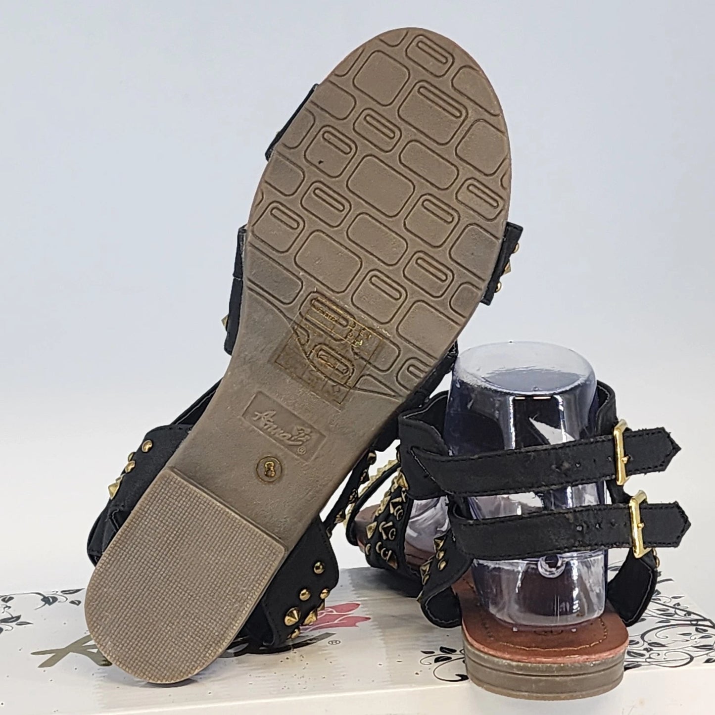 Anna CUTSY-4 Studded Sandals Womens Size 8 Black Gold NWT