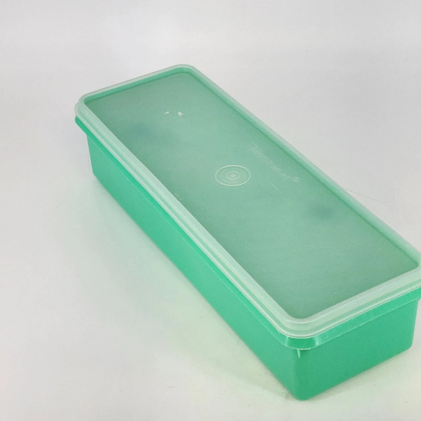 Tupperware 892 3 Jadeite Green Celery Keeper Container Vintage