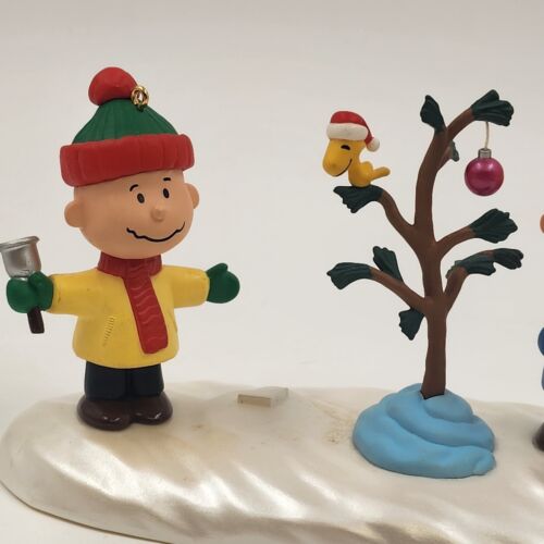 Hallmark Peanuts Charlie Brown 30th Anniversary 3 Pc Christmas Tree Figurine Set