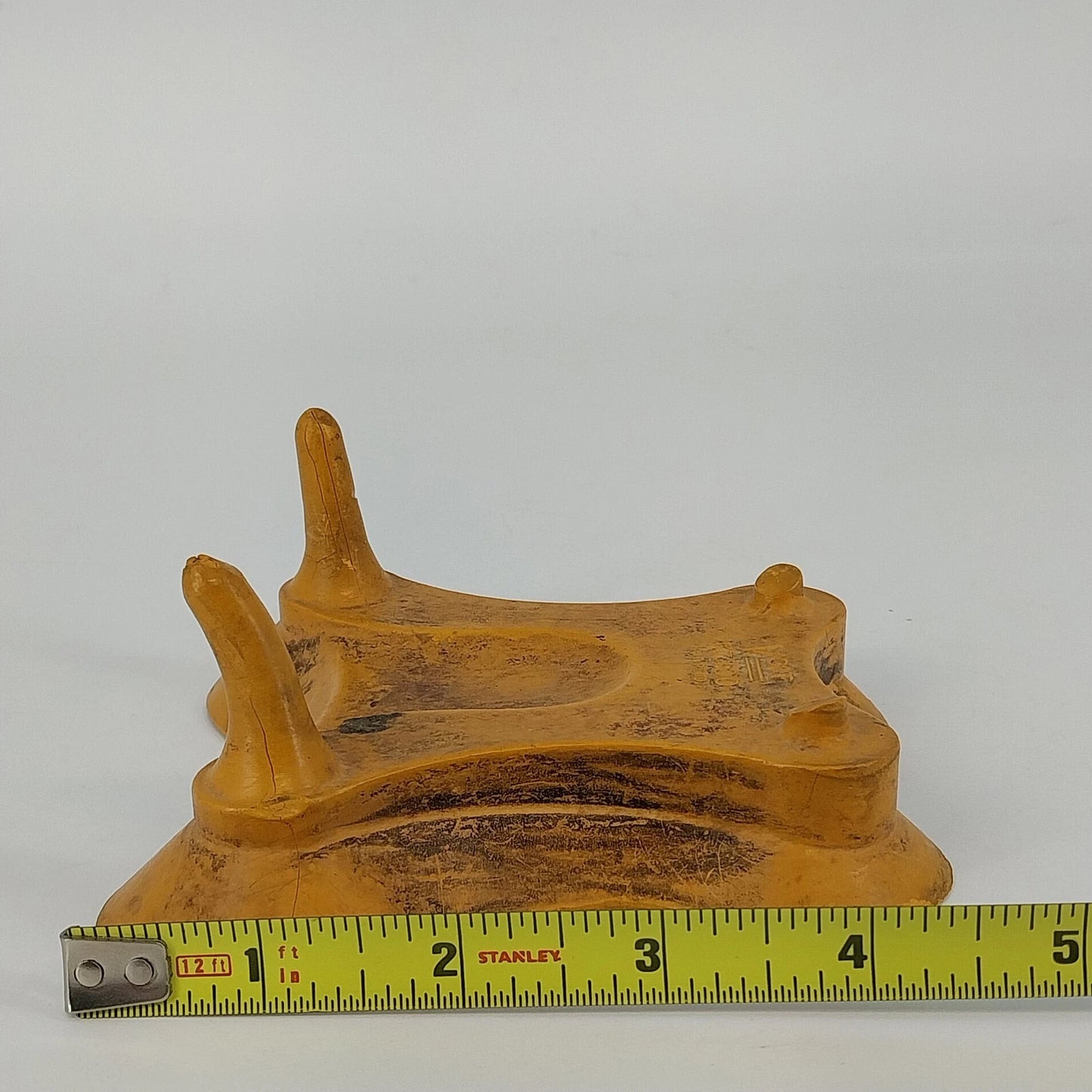 Voit KT-100 Molded Rubber Football Kicking Tee Holder ONLY Four-Point Base Vtg