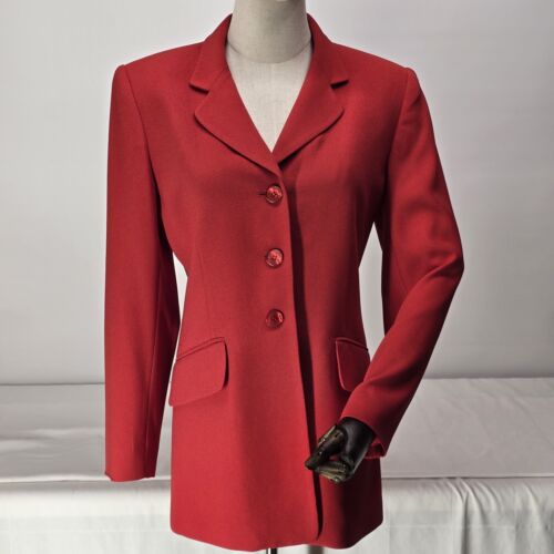 Jones New York Red Blazer 3 Button Closure Size 4 Lined 2 Pockets Poly Fabric