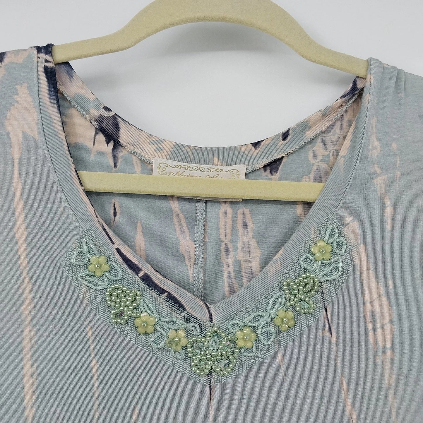 Nature Art by Lynn Yang Beaded Tunic Top Green Floral Women's Small 3/4 Sleeve