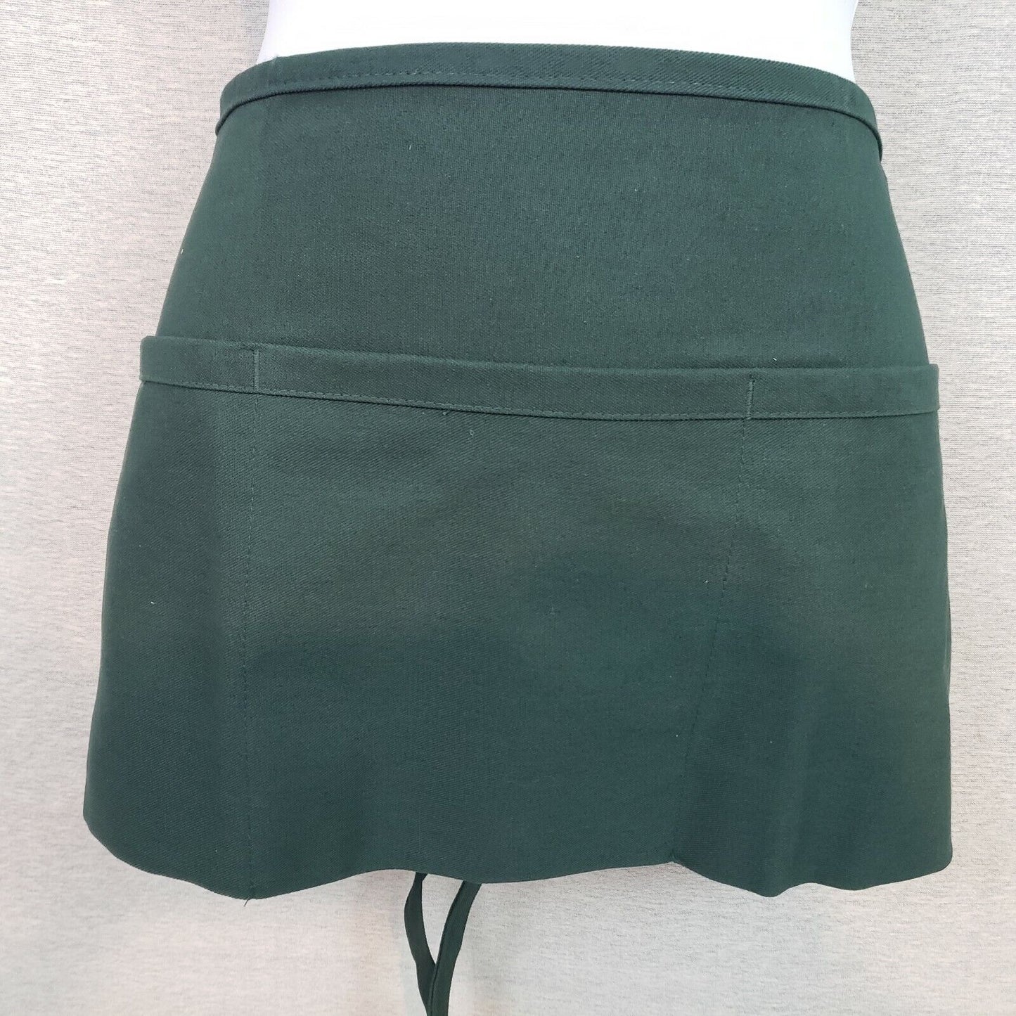 Medium Green Waist Server Apron 3 Pockets Poly/Cotton 11"L x 23" Fame Fabrics F9