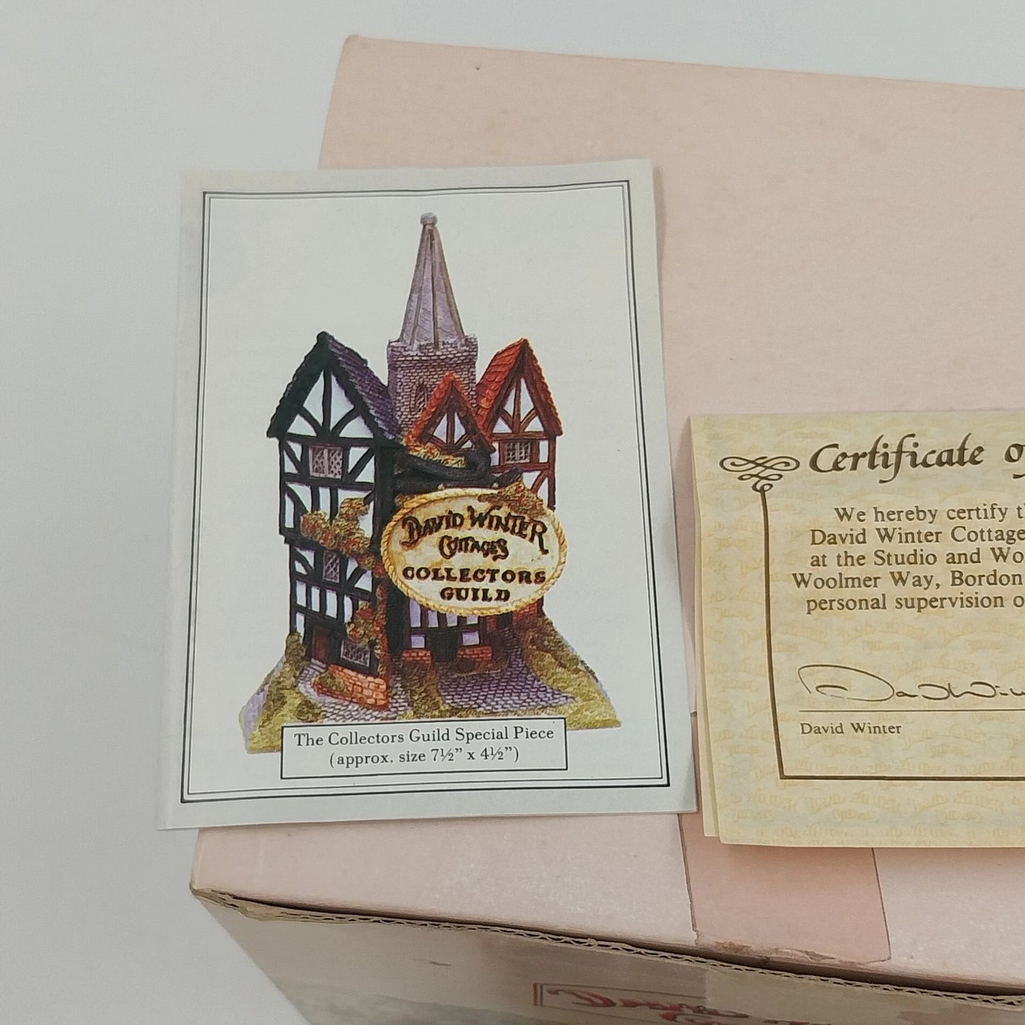 David Winter Cottages Benbow's Farmhouse Herefordshire 1987 COA Original Box