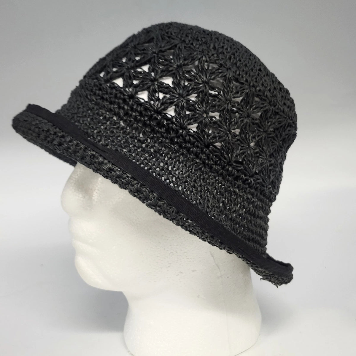 Signature Studio Women's Black Straw Hat Open Weave Floral Crochet Brim OSFM