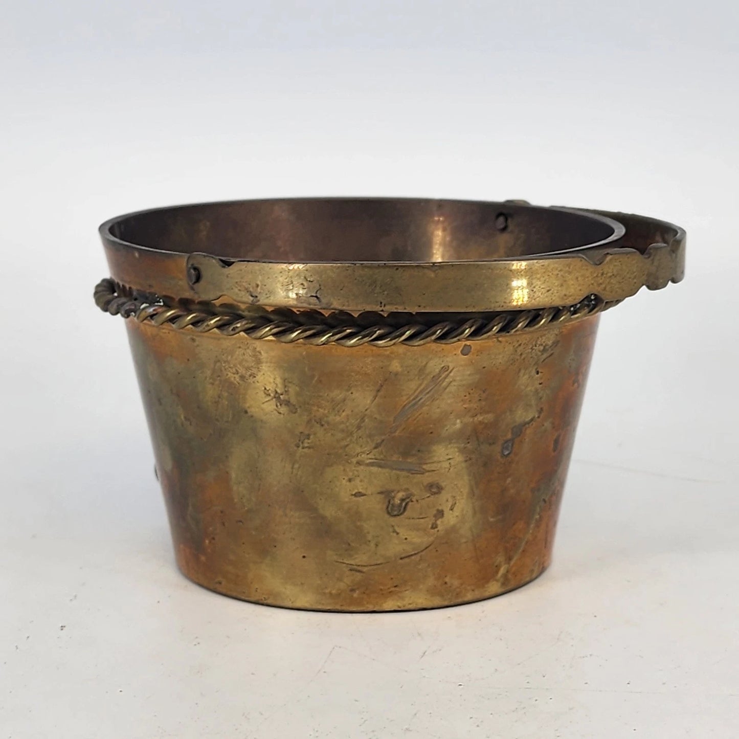 Kirklands Brass Bucket Basket 5" Rope Twist Around Body Tooled Handle Vintage