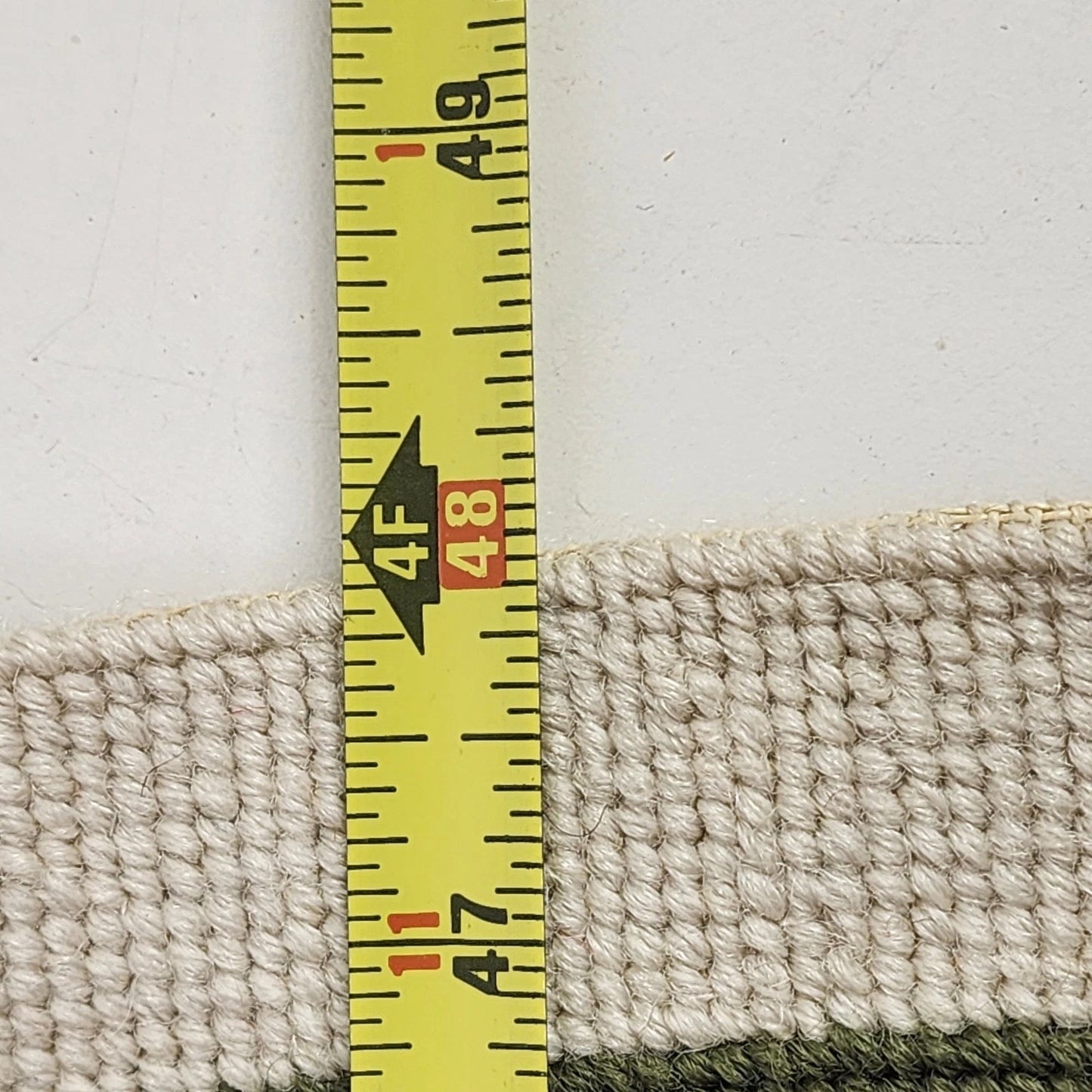 Handmade Wool Area Rug 48" Round Vintage Floral Pattern Hooked Carpet Throw Rug