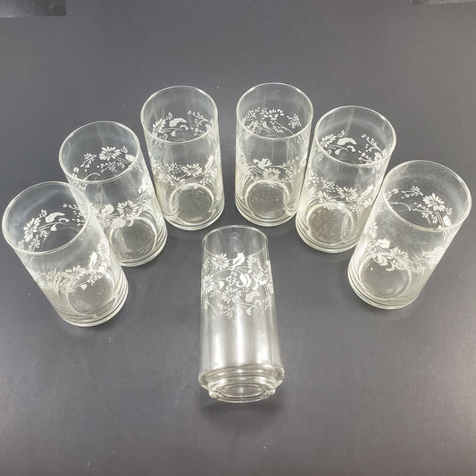7 pc White Flower Clear Tumblers Drinking Glass Water Vintage 1980s Drinkware