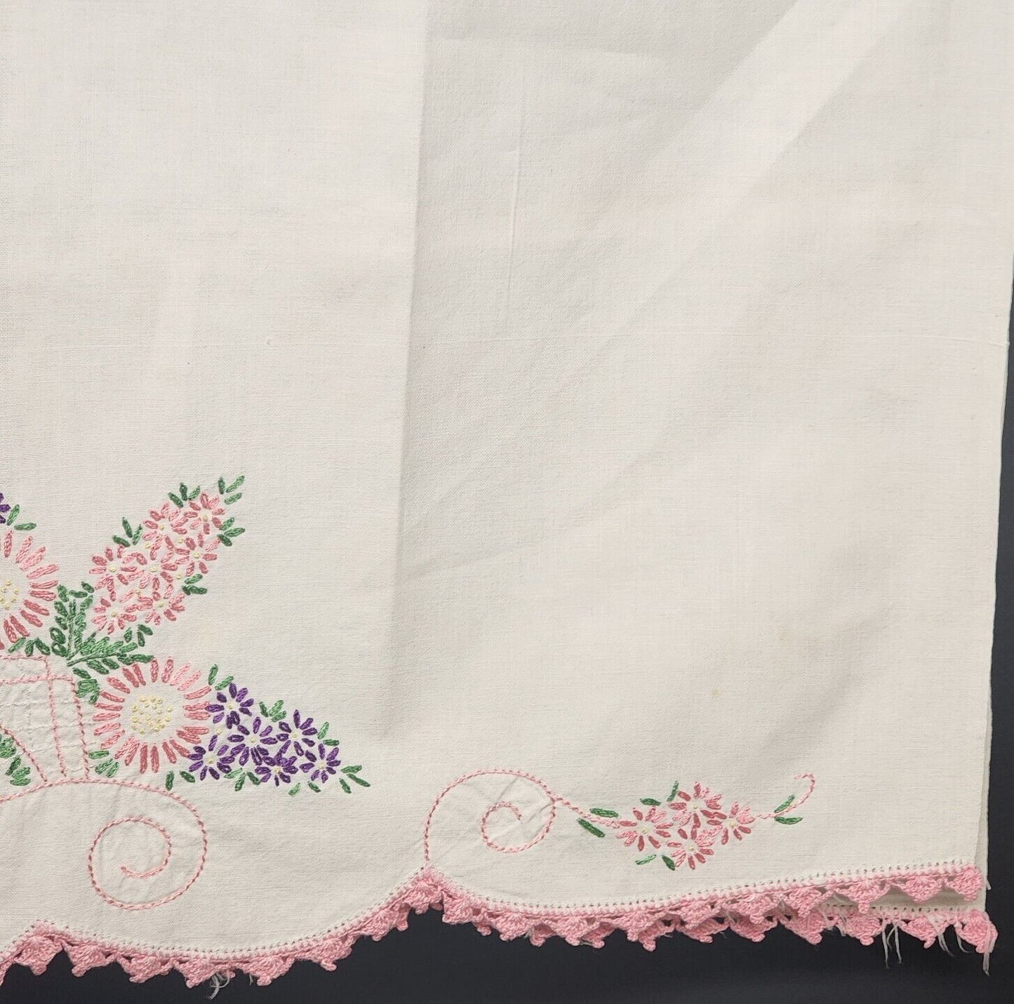 White And Pink Hand Embroidered Linen Tablerunner Vintage With Lace Trim