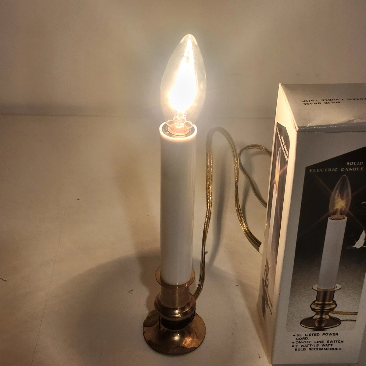 Pair of Electric Candle Lamps Solid Brass Boxed Christmas 7.5" Taiwan
