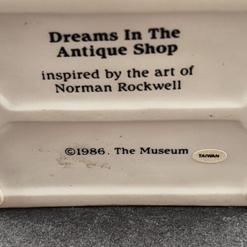 DREAMS IN THE ANTIQUE SHOP Norman Rockwell Museum Collections 3" Figurine 1986