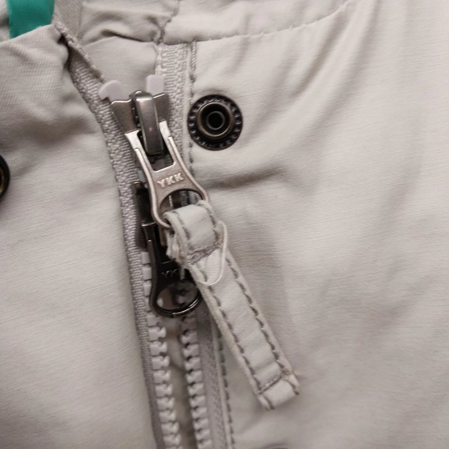 Eddie Bauer Women’s Jacket 2X Beige Hooded Windbreaker Lightweight Lined Vintage