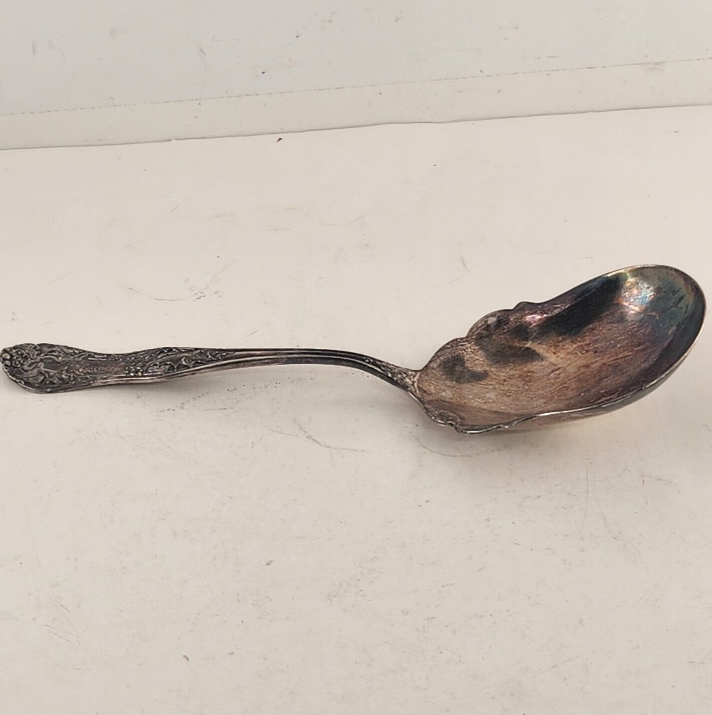 1904 Holly Big Berry Fruit Serving Spoon National Silver Mark Stainless Tarnish