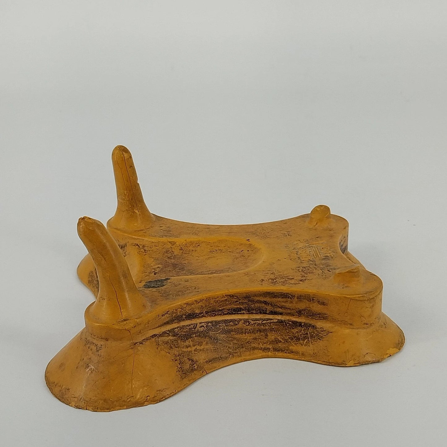 Voit KT-100 Molded Rubber Football Kicking Tee Holder ONLY Four-Point Base Vtg