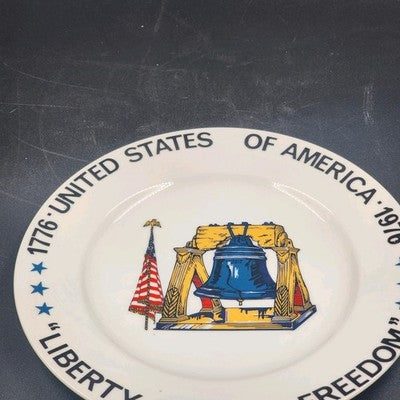 Bicentennial Ceramic Collector Plate Liberty Bell Of Freedom USA 1776-1976 10.5"
