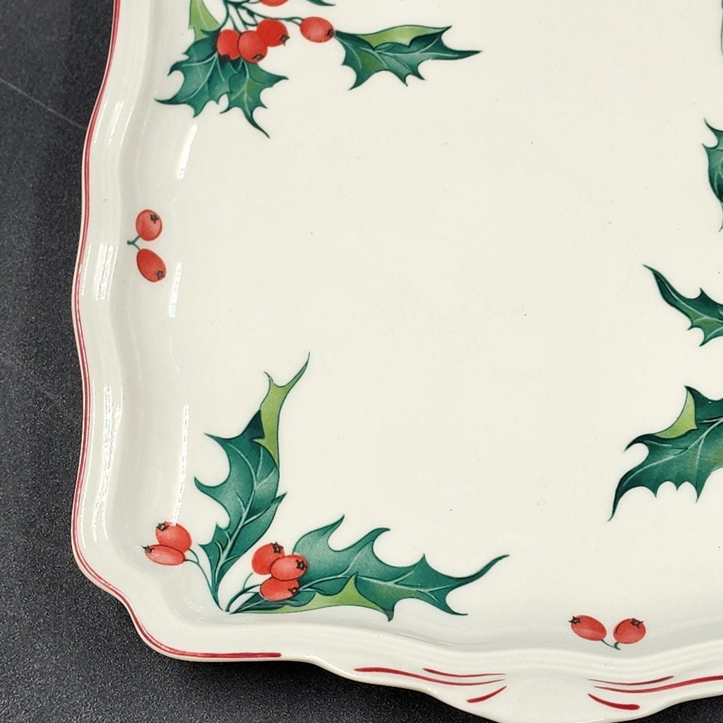 Villeroy & Boch Holly Square Handled Cake Plate 8.5" Vitro Porcelain EUC