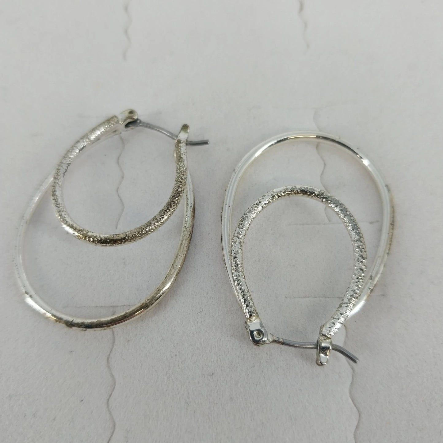 Silver Tone Double Oval Hoop Earrings Textured Inner Hoop Latch Back Jewelry