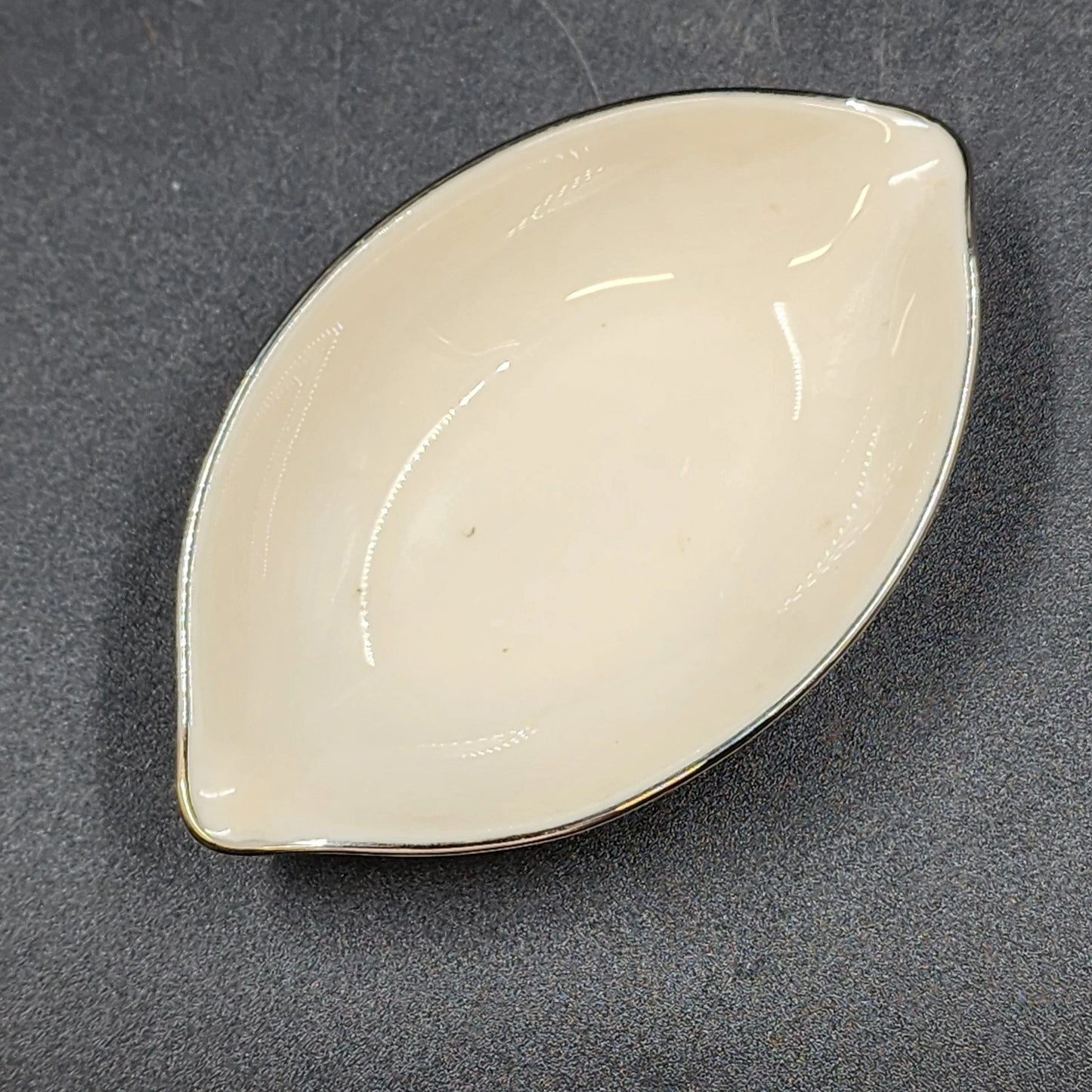 Lenox Olympia Vanity Trinket Dish Cream Oval Platinum Hand Trimmed 4" USA Vtg