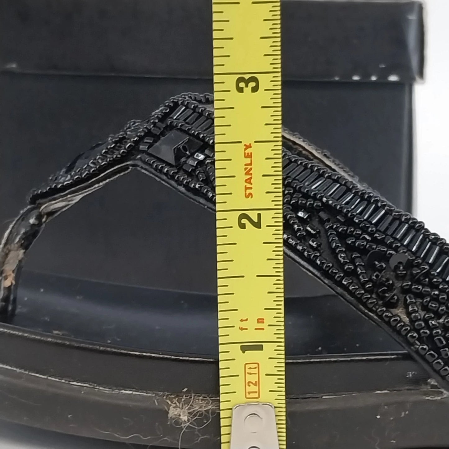 Relativity Park Black Sandals Women 8 M Rhinestone Embellished Straps Flip Flops