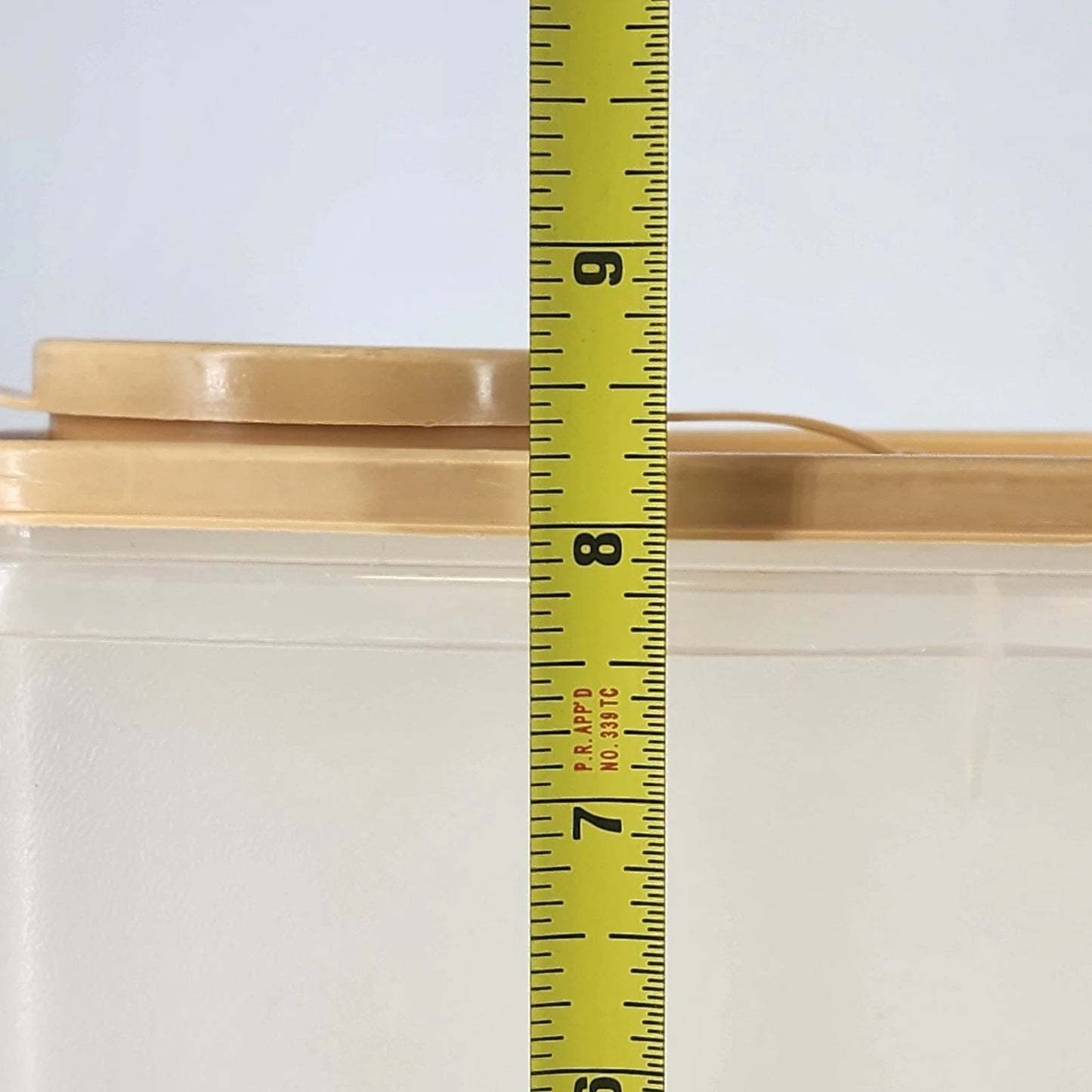 Tupperware 469 Cereal Storage Containers Set 3 Pour Lid