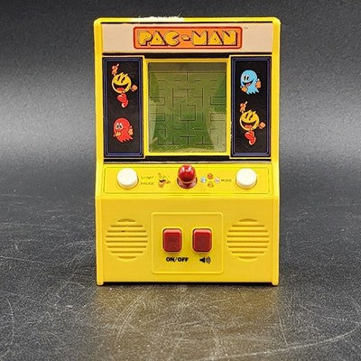 PAC-MAN Bandai Hand-Held Yellow Video Game 09521 Namco Tested Works 2"x4"