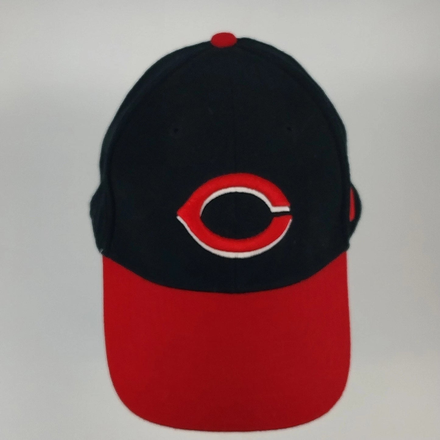 Nike Cincinnati Reds Black Red Bill Hat MLB Cap Hook Loop Adjustable OSFM