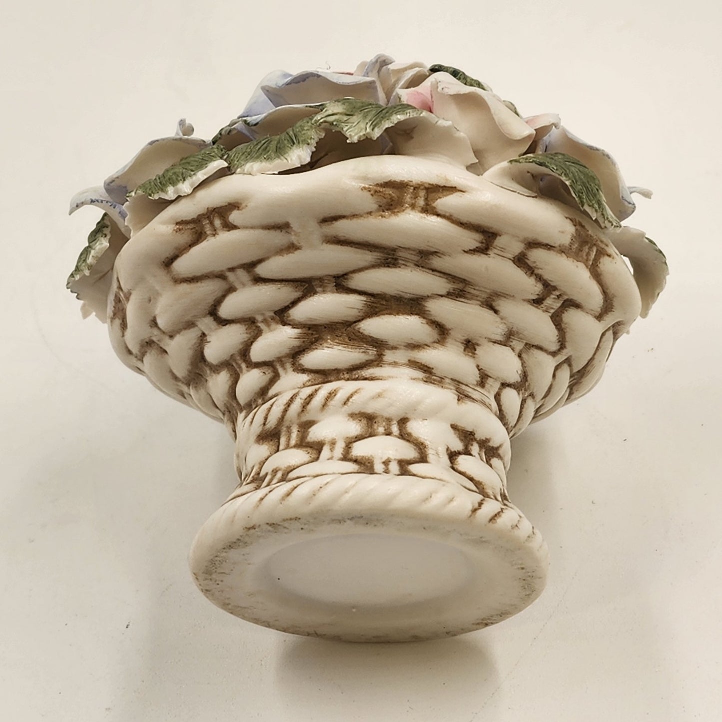 Handcrafted Italian Capodimonte Multicolor Floral Porcelain Decorative Art Vase