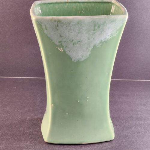 McCoy Pottery Green White Drip Vase 9.5" Flower MCM Vintage USA Mid-Century