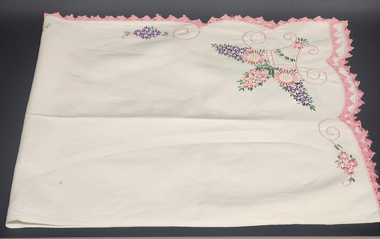 White And Pink Hand Embroidered Linen Tablerunner Vintage With Lace Trim