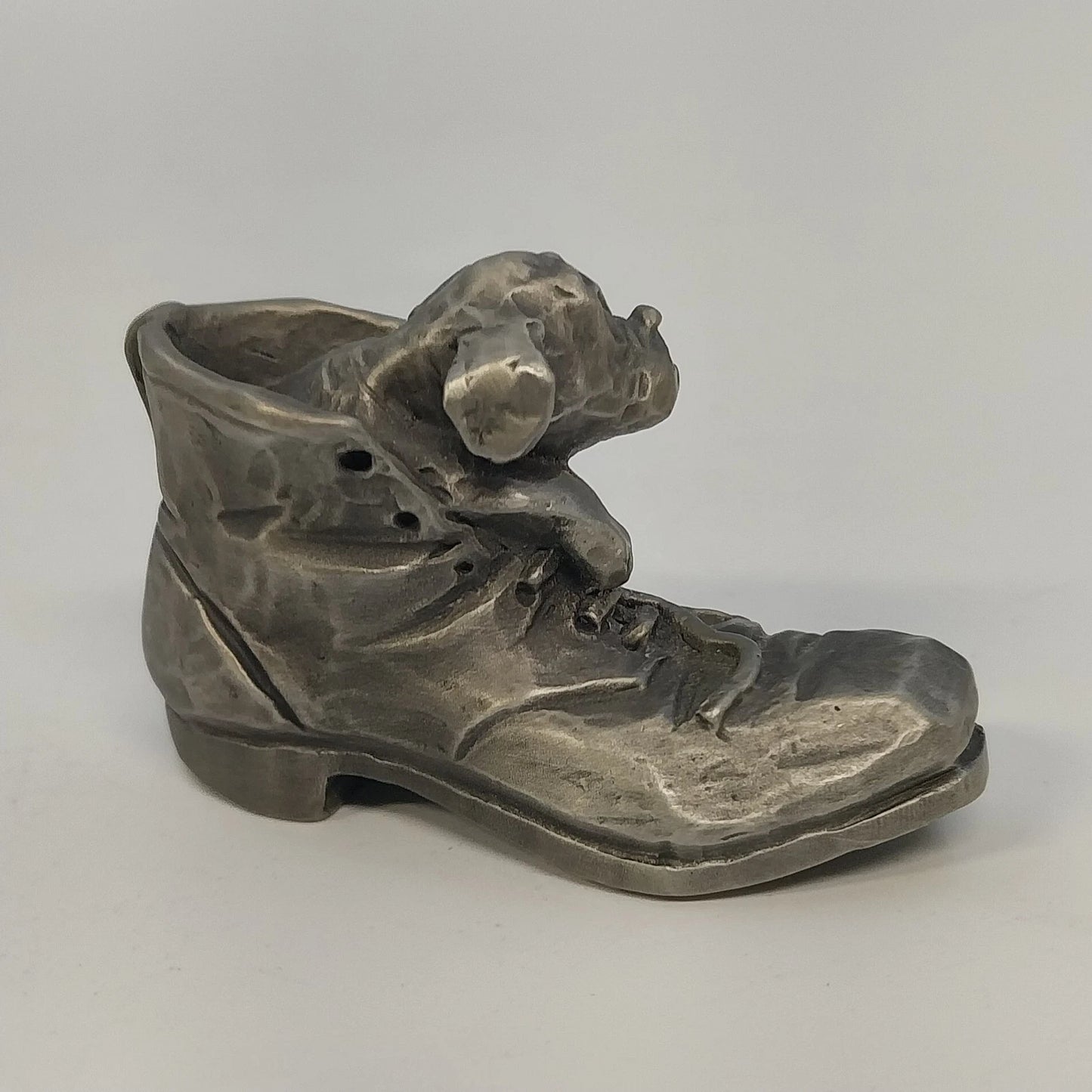 Little Gallery Dog in Shoe Pewter Figurine Kraczkowski 2" 1980 Vintage