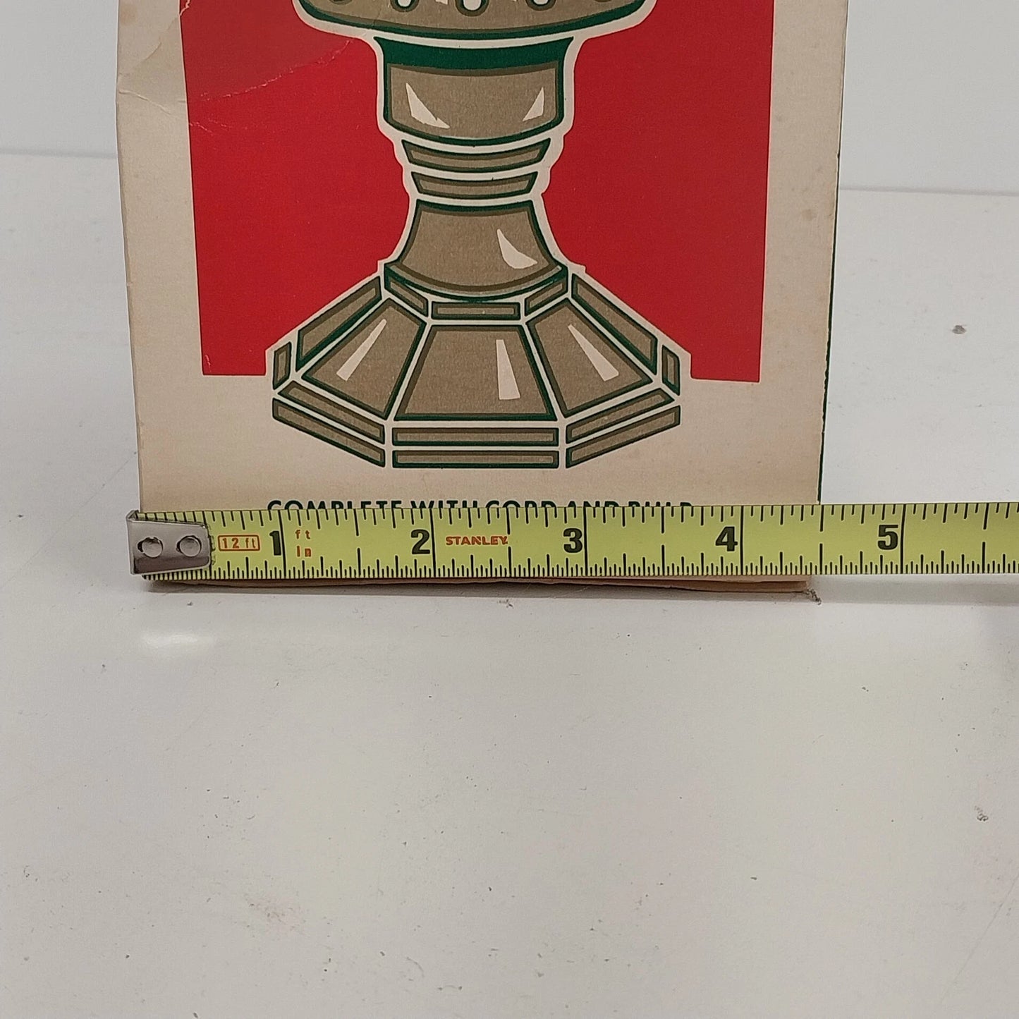 Vintage ACLA Bubbling Electric Christmas Hurricane Lamp Holly Decor