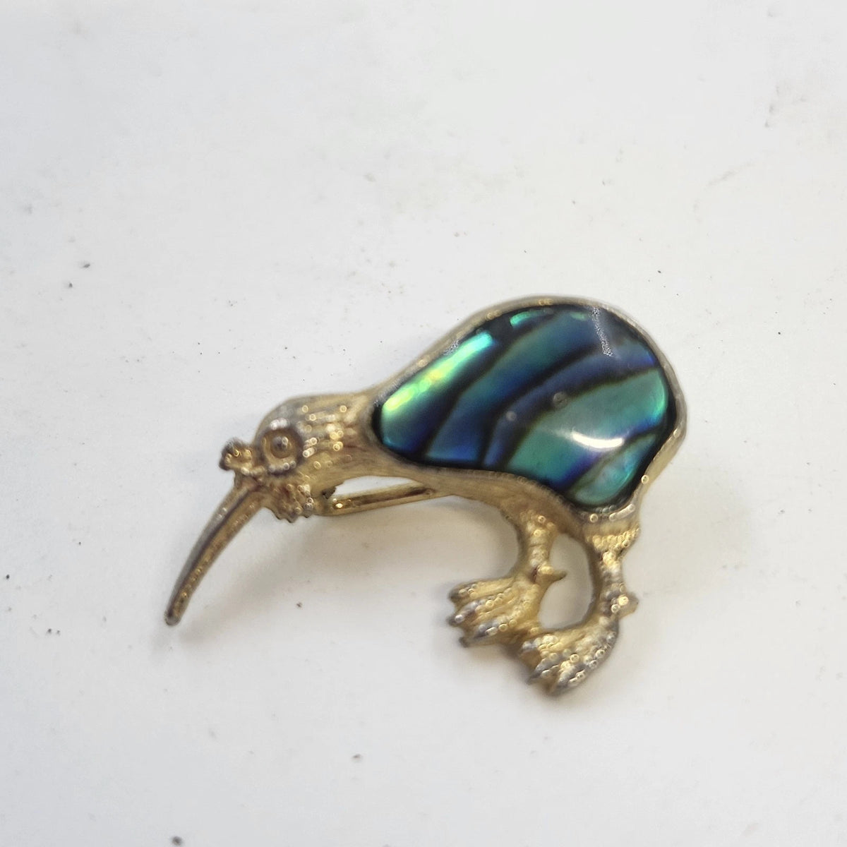 New Zealand Paua Abalone Shell Kiwi Bird Brooch Pin Gold Tone 1" Vintage Jewelry