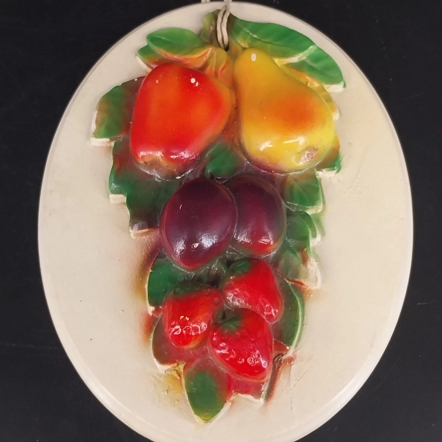 Fruit Chalkware 3D Wall Plaque Oval Kitchen Decor MCM 10"x7" Wall Hanging