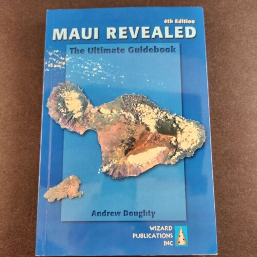 Beautiful Images of Hawaii And Ultimate Guidebooks For Kauai and Maui Lot of 5