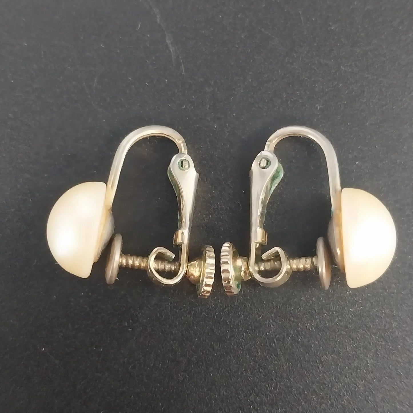 Vintage Faux Pearl Clip On Earrings Gold Tone Screw Back Classic