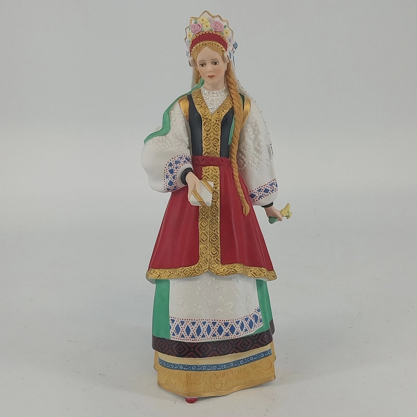 Lenox International Bride Collection Anastasia Fine Porcelain Figurine 1990