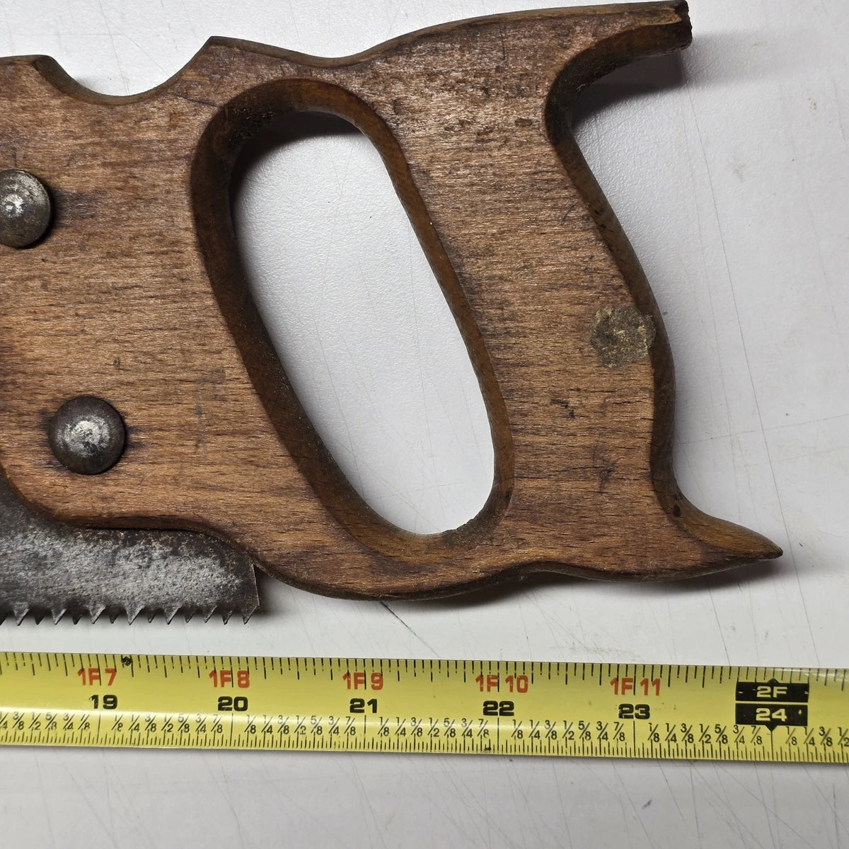 24" Hand Saw Wood Handle 3 Fastener Carpenter Woodworking Tool Vintage