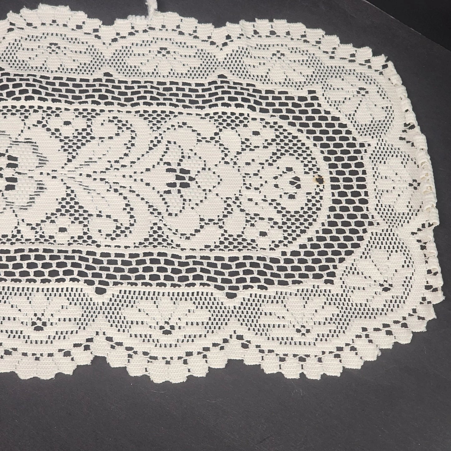 Lace Table Runner Scarf Oval Doily Off White Floral Crochet 30x14 Minor Flaws