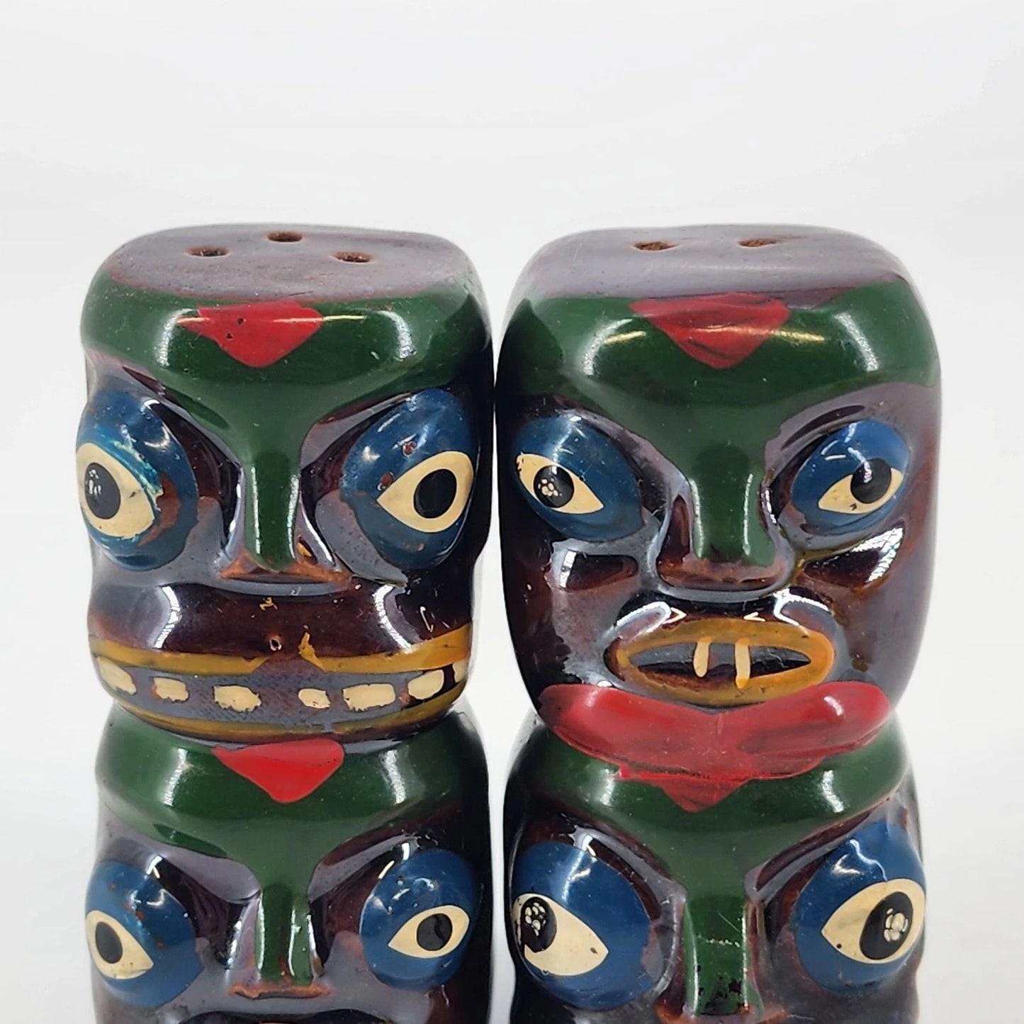 Totem Pole Indigenous Salt & Pepper Shaker Set Brown Lustreware Ceramic Japan 3"