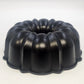 Nordic Ware Bundt Baking Cake Pan 12 Cup 2.81L Black Cast Aluminum Fluted 10.5"