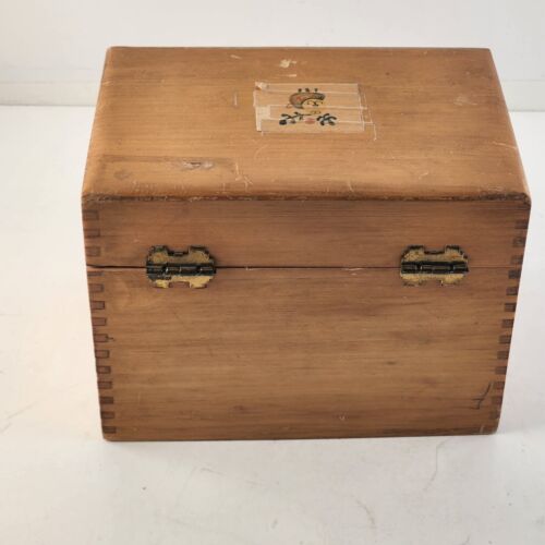 Wooden Recipe Box With Hinged Lid Back and Index Tabs Inside 5" Tall