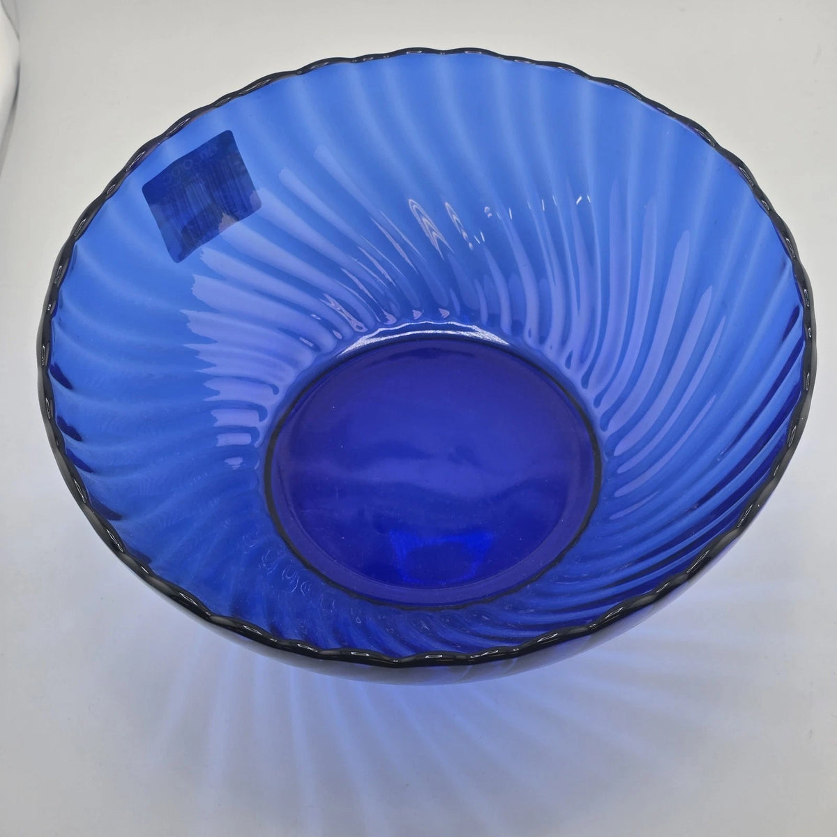 Arcoroc France Cobalt Blue Scalloped Swirl Glass Serving Bowl 9 Inch Diameter