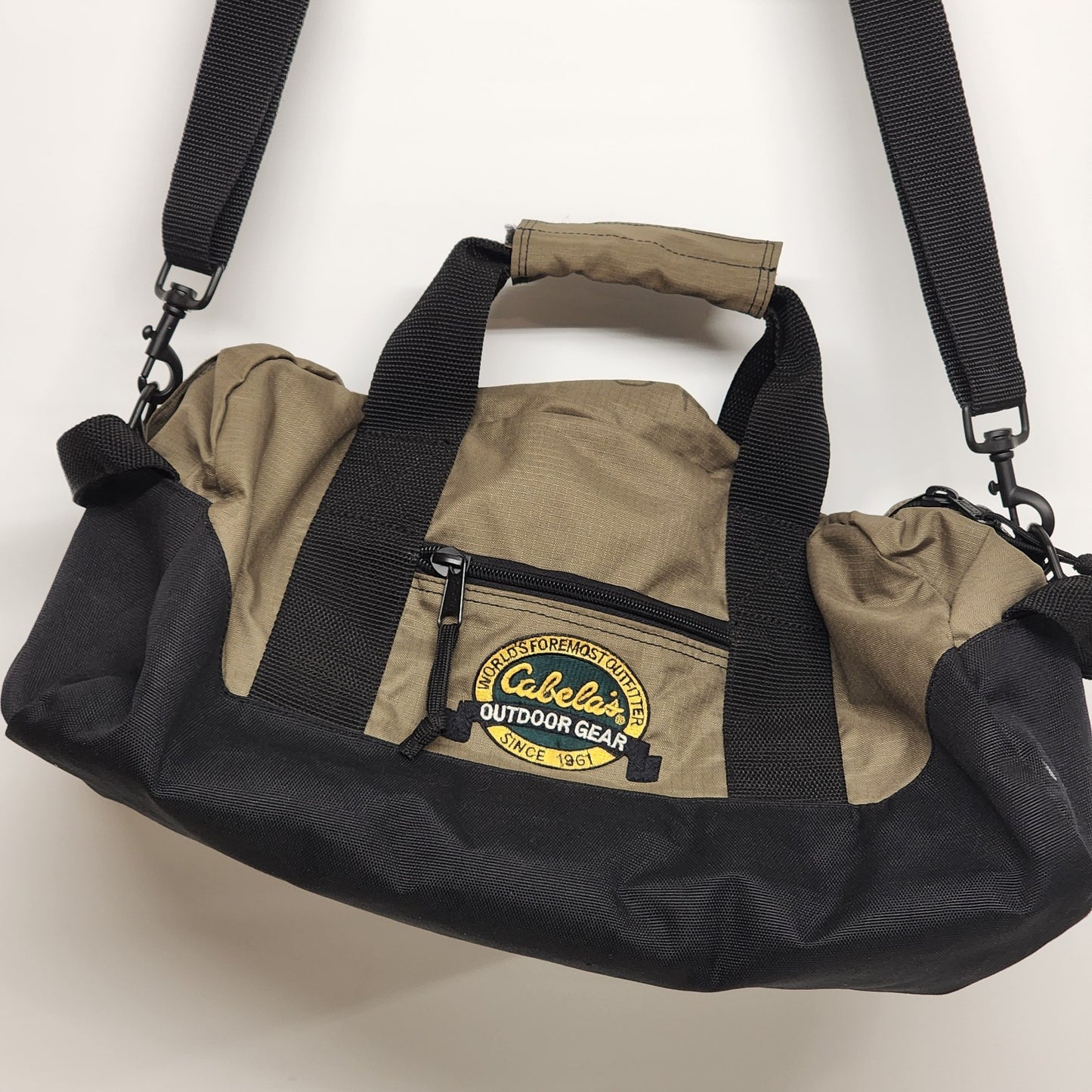 Cabela's Outdoor Gear Travel Duffel Large Bag Polyester Sling Strap China 1961