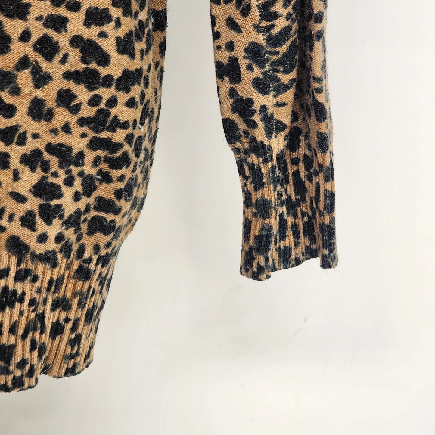 Nina Charles Women's Medium Leopard Print Wool Sweater Brown Animal Print Top
