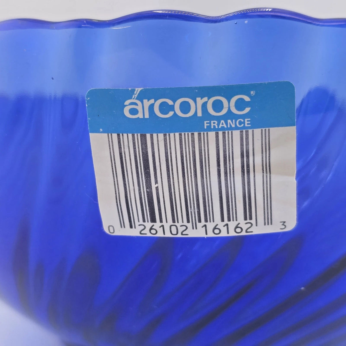 Arcoroc France Cobalt Blue Scalloped Swirl Glass Serving Bowl 9 Inch Diameter