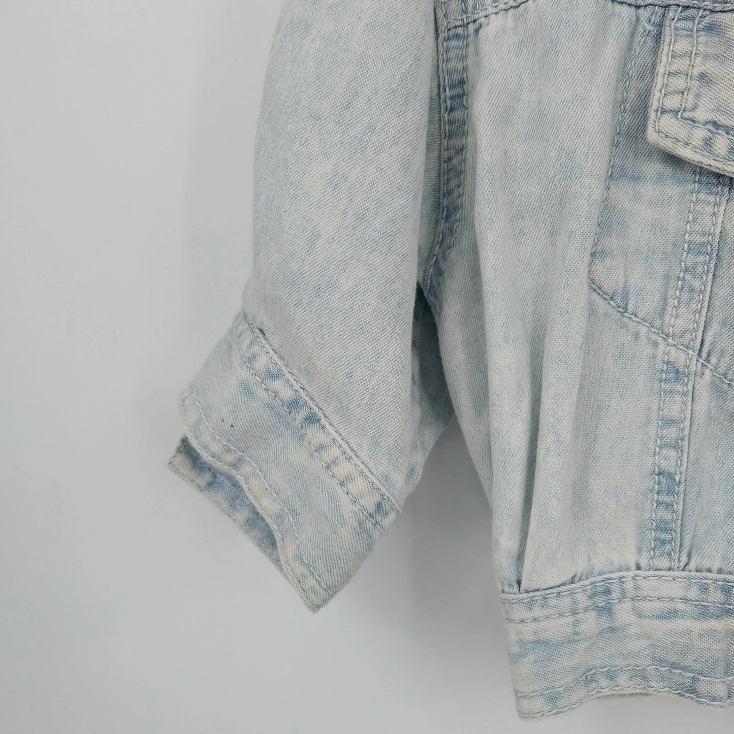 Paris Blues Cropped Denim Jacket Women's Small Light Wash Short Sleeve Button