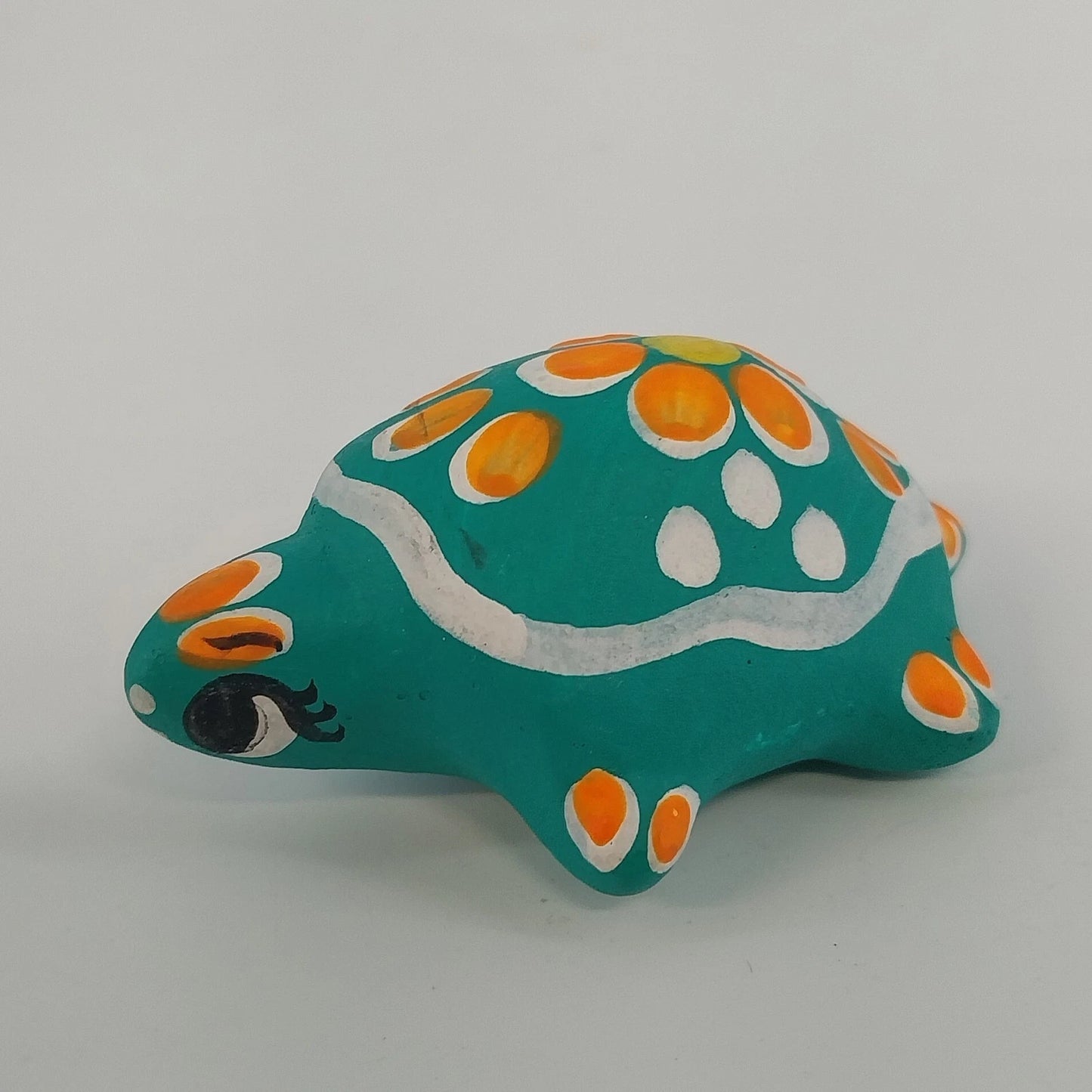 Mexican Folk Art Hand Painted Terracotta Clay Turtle Decor Figurines 4 Pc Vtg